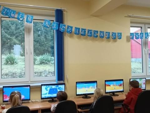 DZIEŃ BEZPIECZNEGO INTERNETU!