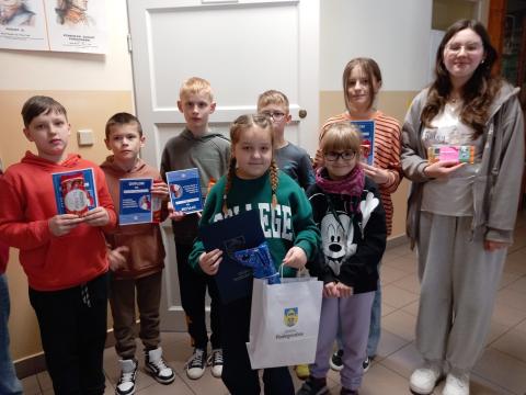 Gminnym Konkursie Plastycznym o Życiu i Świętości Jana Pawła II!