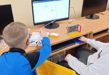 Programowanie z klockami LEGO – nauka przez zabawę!