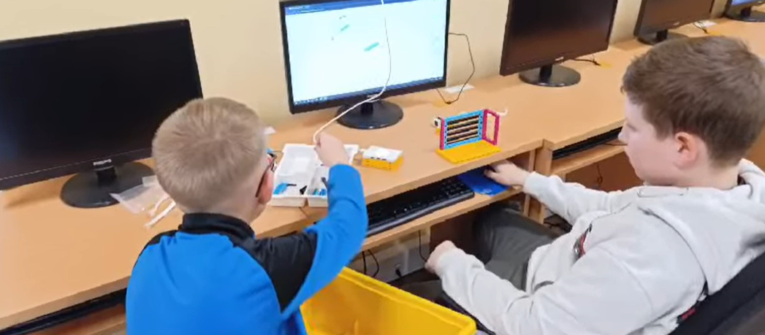 Programowanie z klockami LEGO – nauka przez zabawę!