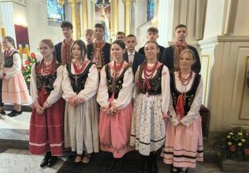 Sakrament Bierzmowania naszych ósmoklasistów!