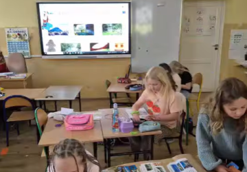Halo, halo! Nasz świetlicowy samolot właśnie wylądował…