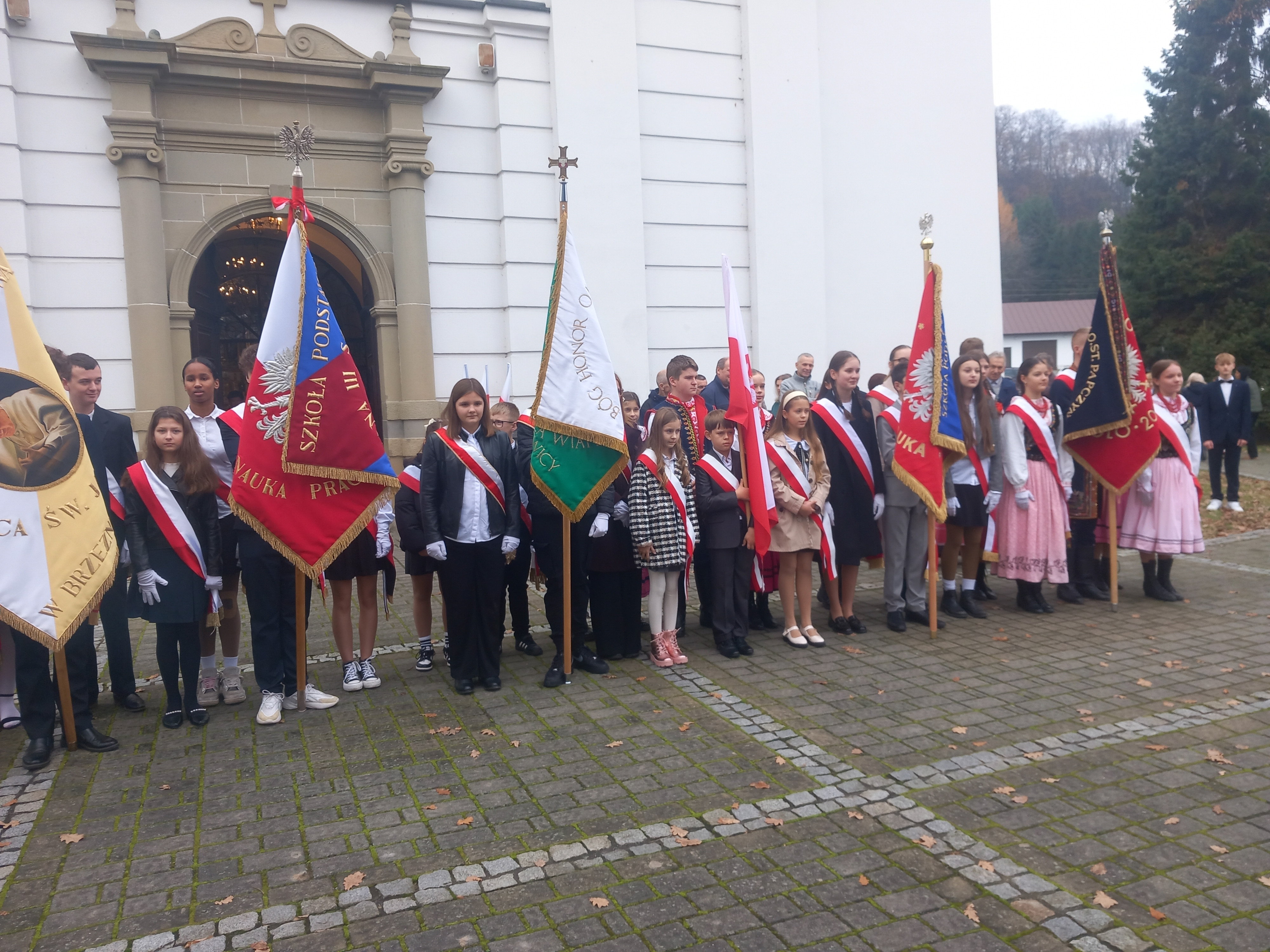 Udział Pocztu Sztandarowego w uroczystościach z okazji Narodowego Święta Niepodległości!
