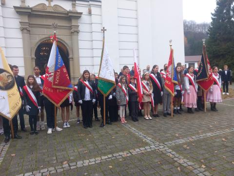 Udział Pocztu Sztandarowego w uroczystościach z okazji Narodowego Święta Niepodległości!