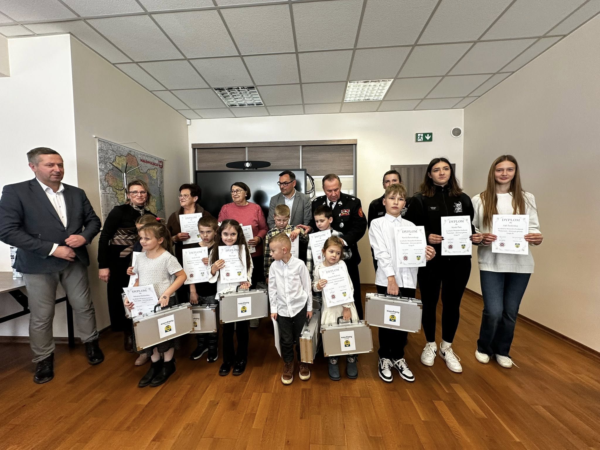 Uroczyste wręczenie nagród w Strażackim Konkursie Plastycznym!