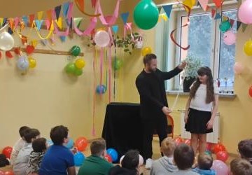 Zabawa karnawałowo-walentynkowa w naszej szkole! 