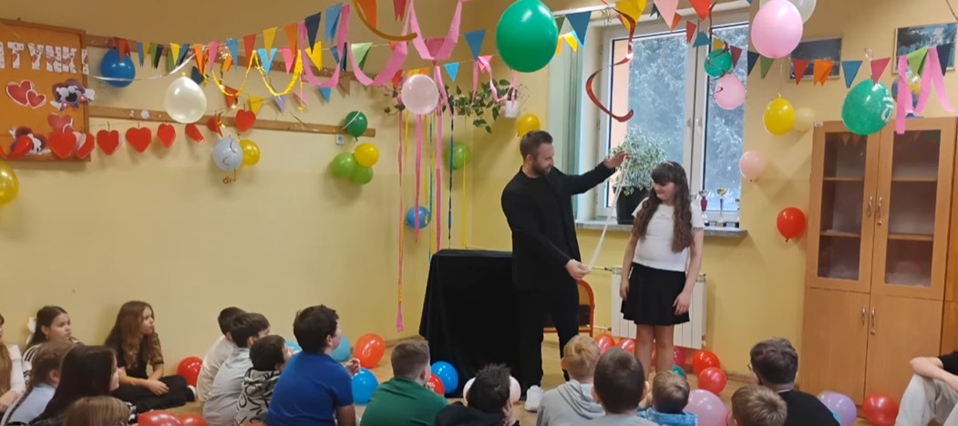 Zabawa karnawałowo-walentynkowa w naszej szkole! 