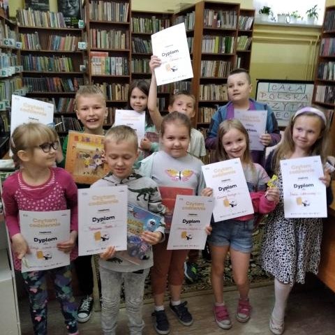 konkurs plastyczno-literacki pt. "Moja książka"