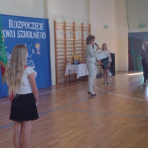 ROZPOCZĘCIE ROKU SZKOLNEGO 2023/2024 I ŚLUBOWANIE PIERWSZOKLASISTÓW