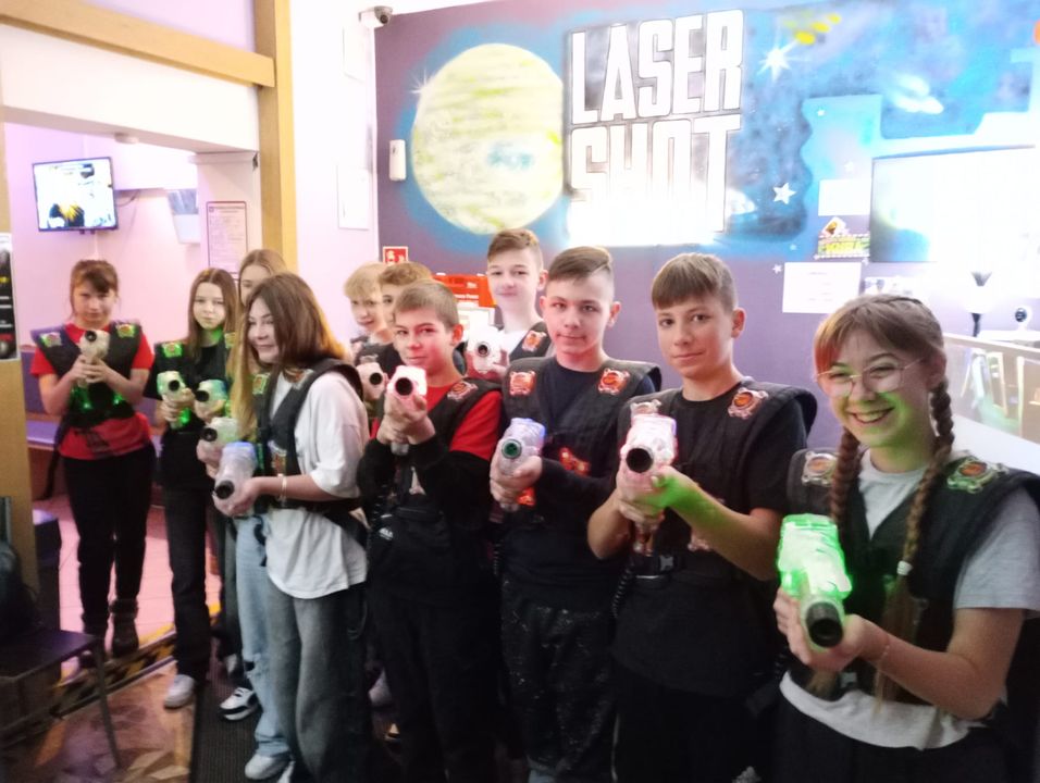 Mikołajkowy wyjazd do Centrum Rozrywki „LaserShot” w Nowym Sączu...