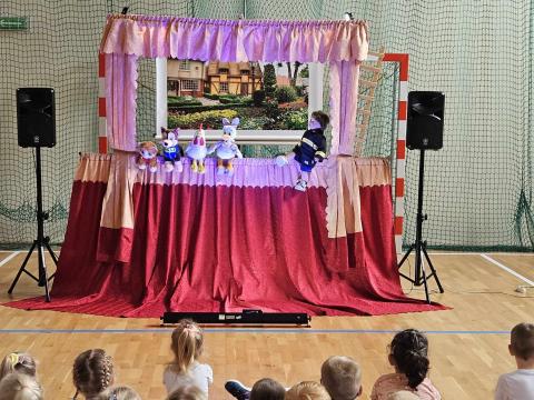 Teatrzyk kukiełkowy "Maciuś Strażak"